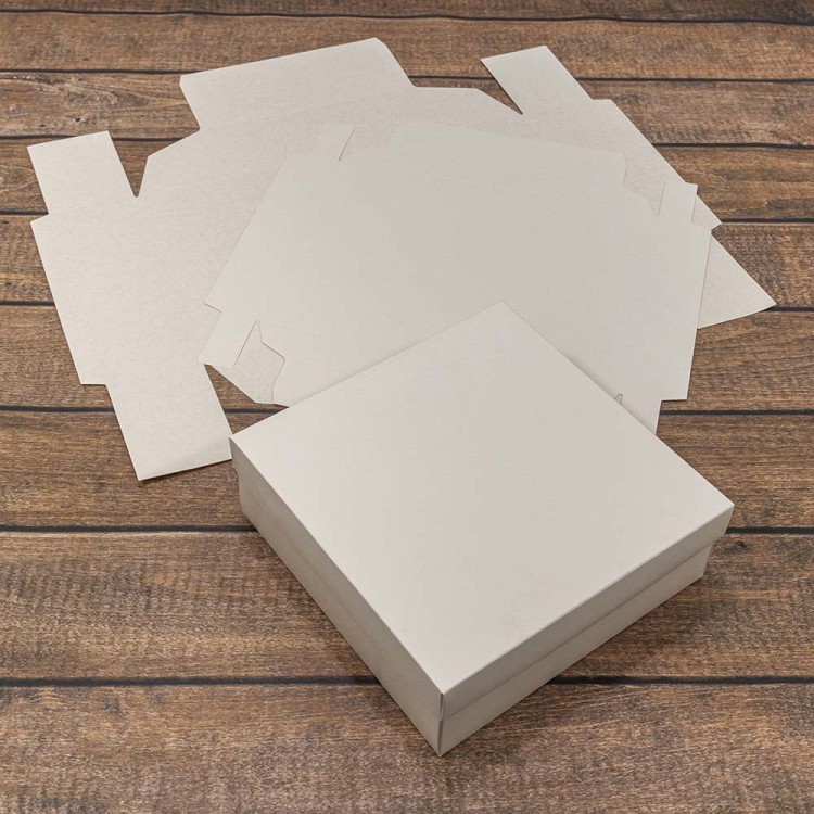 0007542 Коробка Квадратная 20*20*7 сборная Белый 1/20 1/240