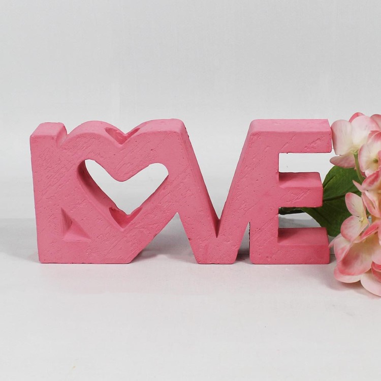 1009250003 LOVE Розовая Гипсовая ваза H-93мм D-200мм