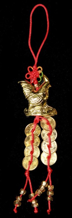 918101 Петух с монетками (под золото) 13,5х2,5 см