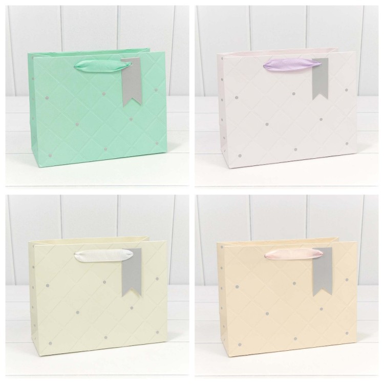 000152EA Пакет подарочный "Эксклюзив" (микс) 23*18*10 см 230 гр 1/20 1/360